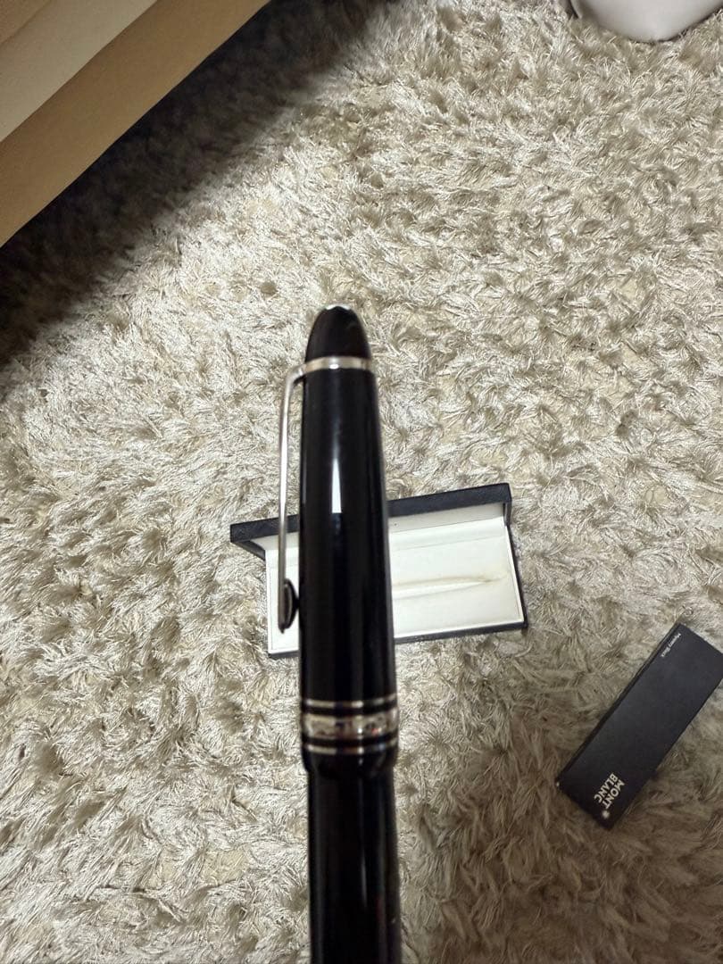 MONTBLANC ブラック ボールペン 本体　替え芯2本付き