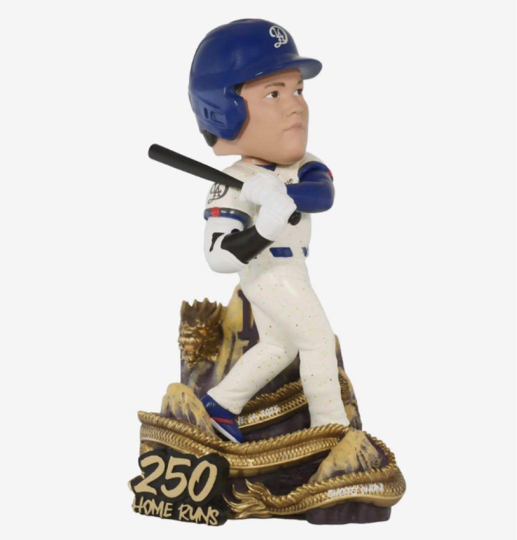 大谷翔平　250本塁打記念ボブルヘッド