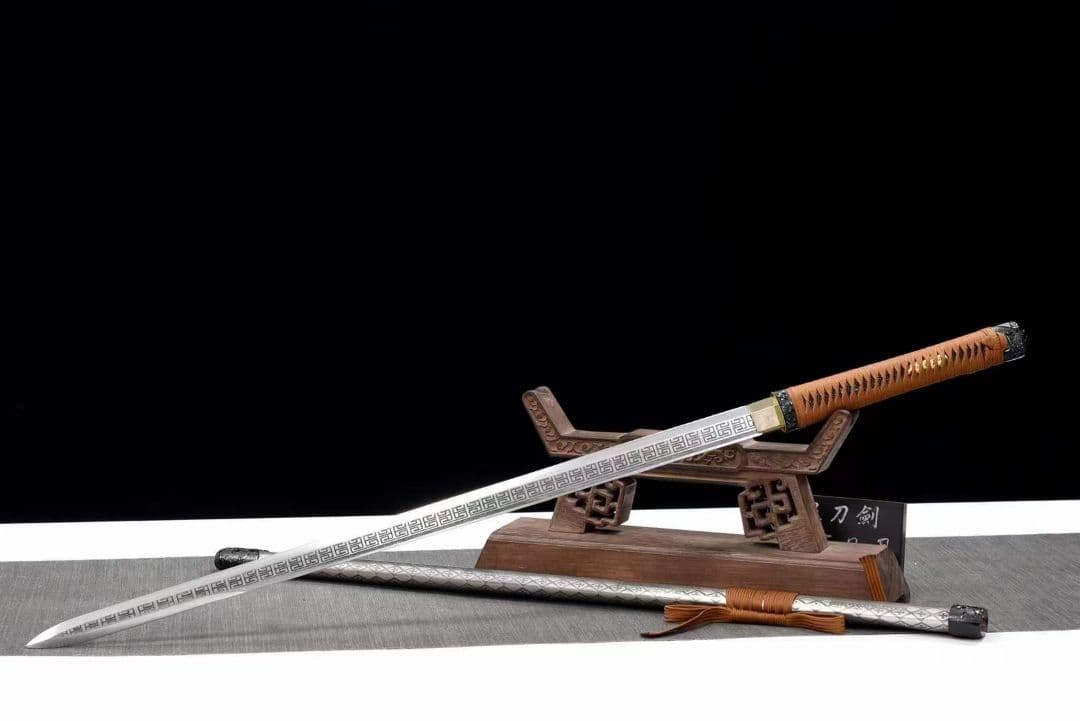 竜血唐剣（金属鞘）古兵器 武具　刀装具　日本刀　模造刀 居合刀