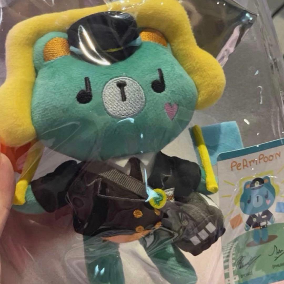 GMMTV PondPhuwin Permpoon ぬいぐるみ