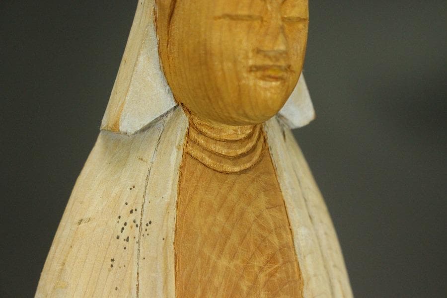 仏教美術 彩色 観音菩薩像 木彫(A705)