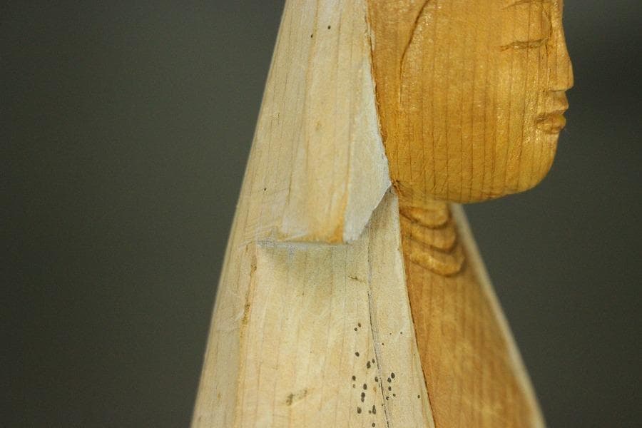 仏教美術 彩色 観音菩薩像 木彫(A705)