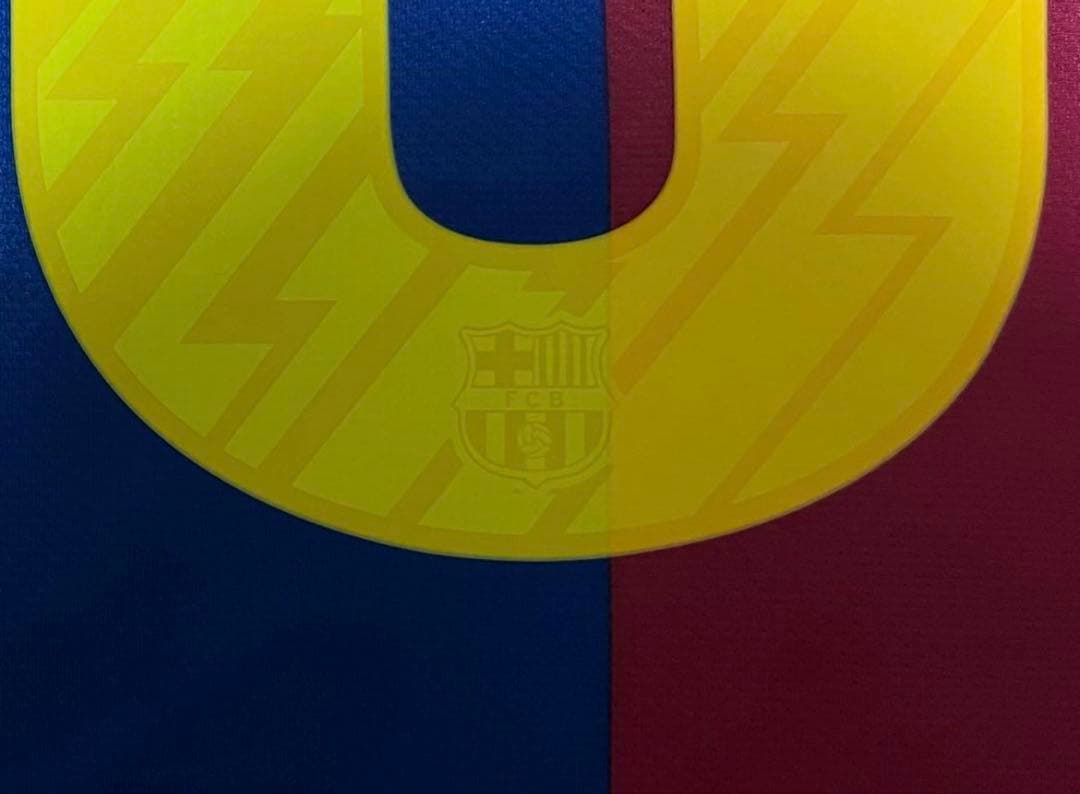 バルセロナ　メッシ　長袖ユニフォーム