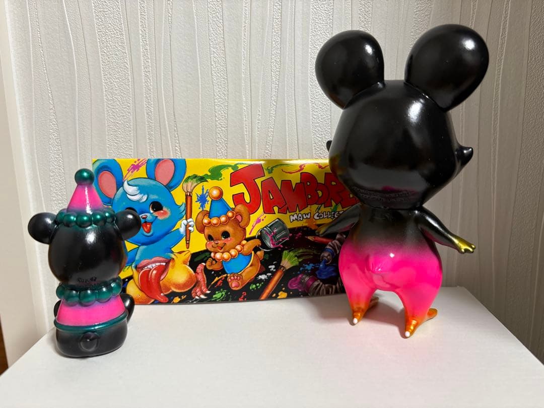 Maw Collection Jamboree Night Pool ソフビ