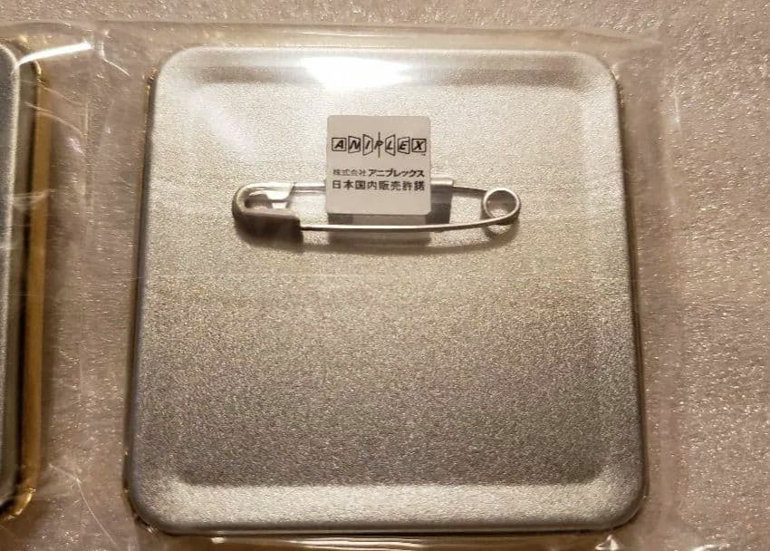 鬼滅の刃　ダイニング　缶バッジ　義勇　しのぶ　実弥