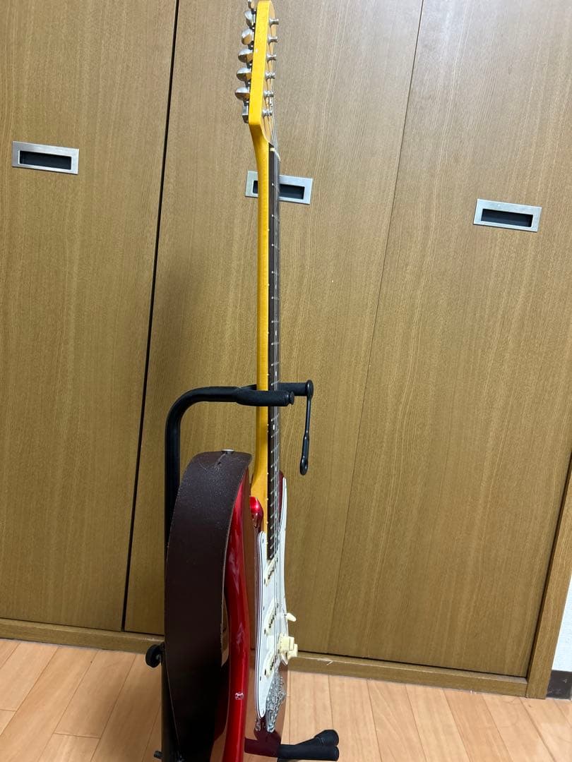 エレキギター　HISTORY ストラトキャスター　赤