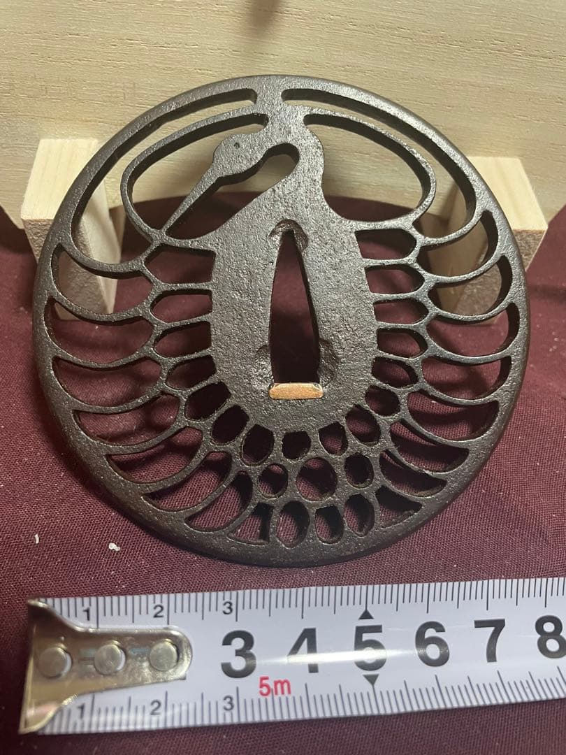 鉄鍔　鶴透かし丸形鐔　武具