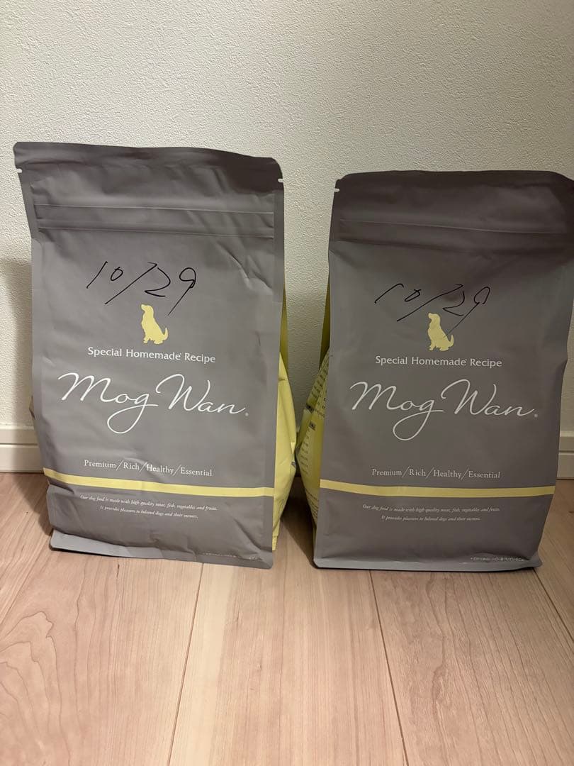 モグワン ドッグフード 1.8kg×2袋 全犬種・全年齢対応 新品未開封品