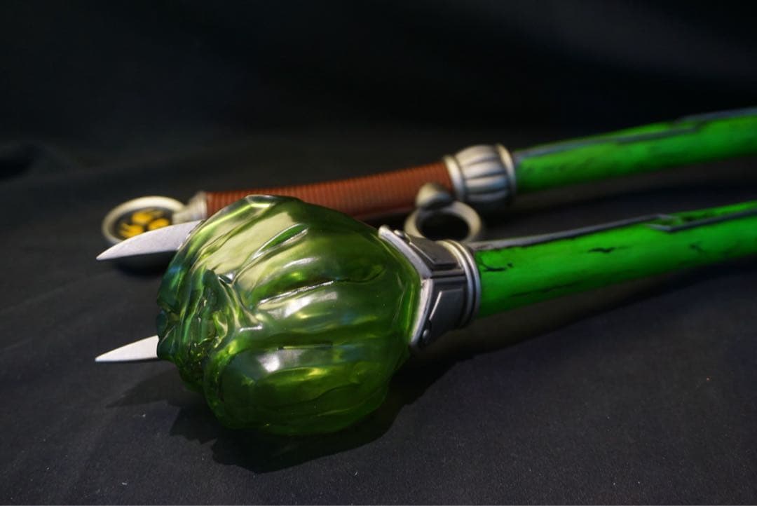 ラスト1 仮面ライダー歌舞鬼　音撃棒・烈翠　1：1プロップスケール