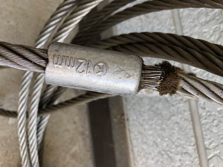 ワイヤー&シャックル三個