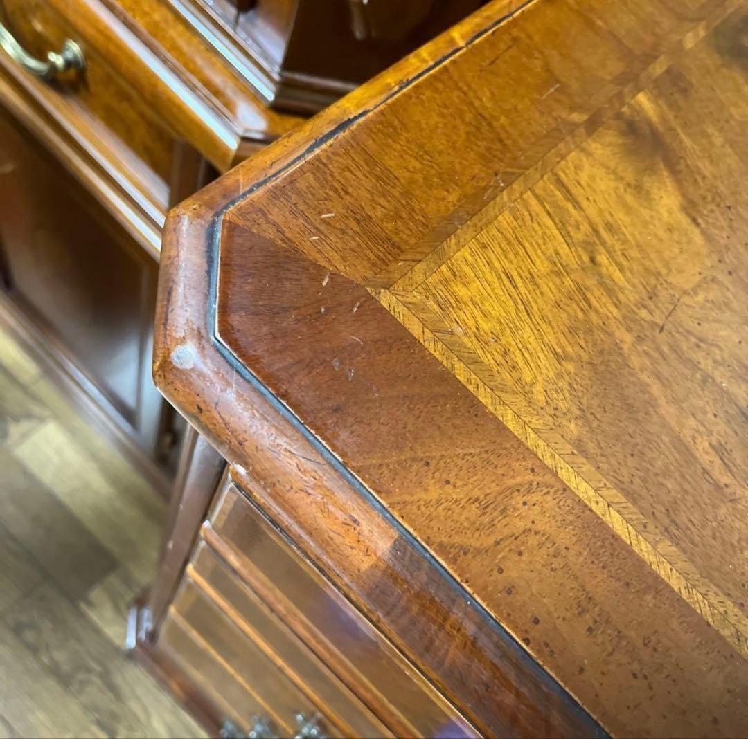 英国アンティーク　木製チェスト