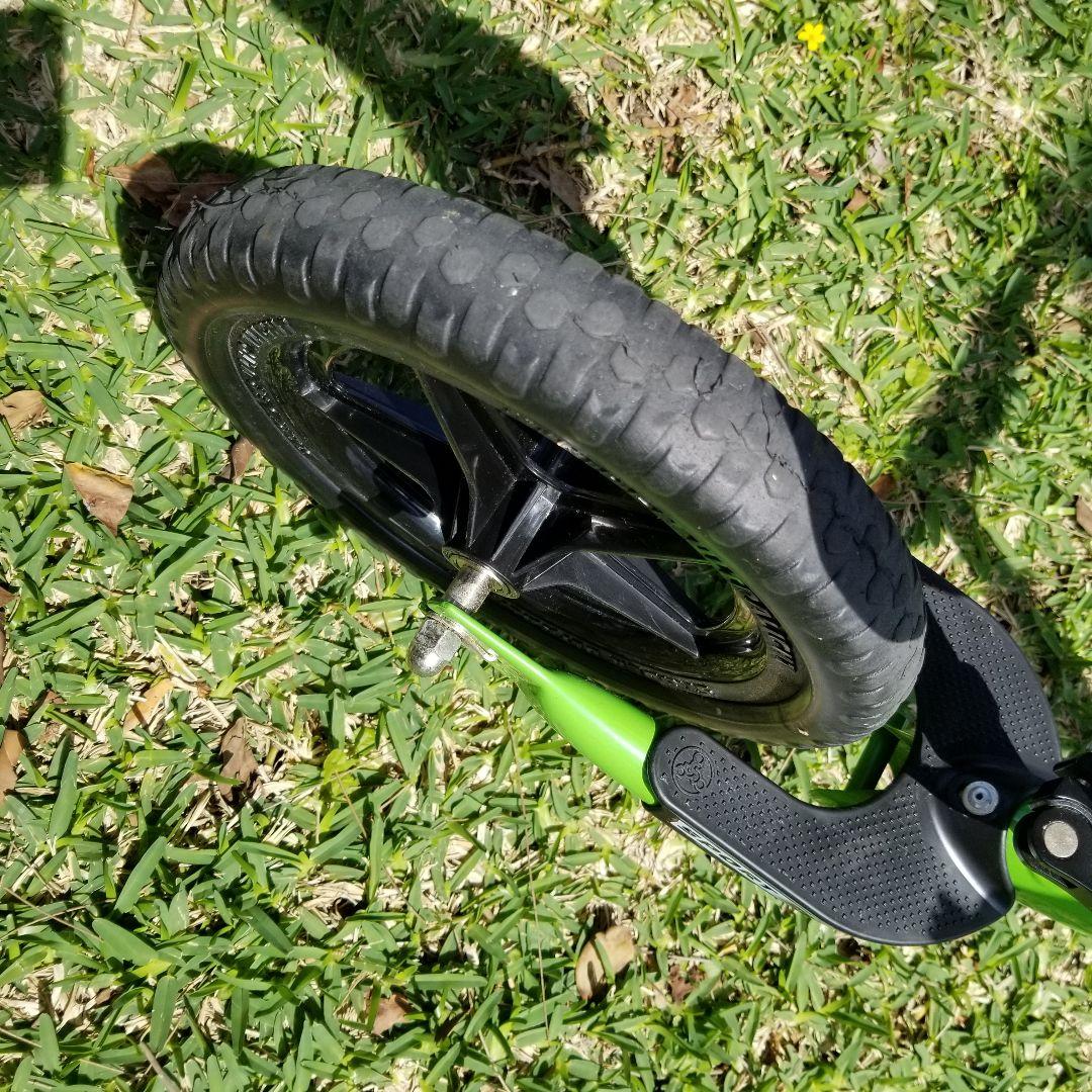 STRIDER スポーツモデル ストライダー グリーン 12インチ 日本正規品