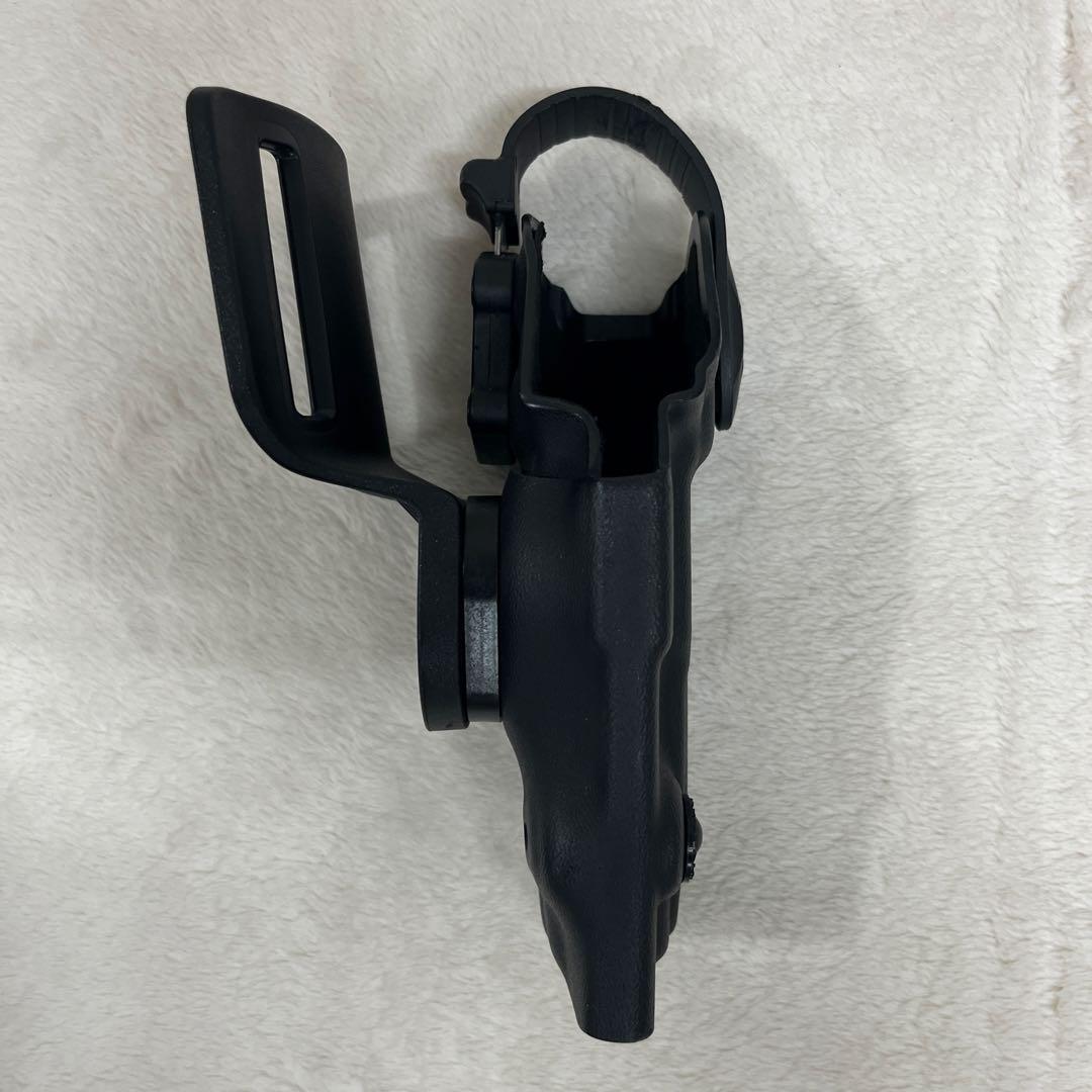 実物　VEGAホルスター