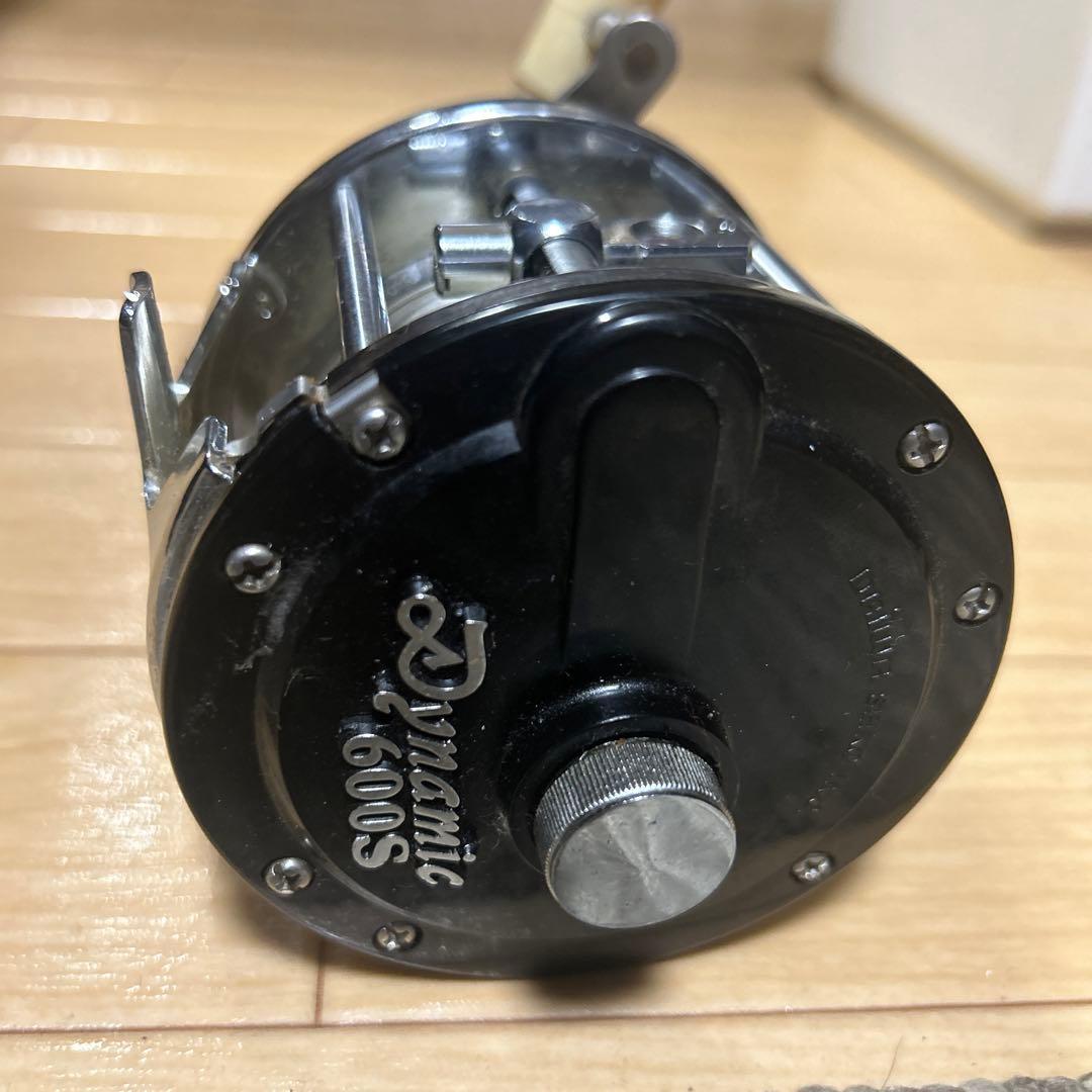 ダイワ　ダイナミック600S 両軸リール