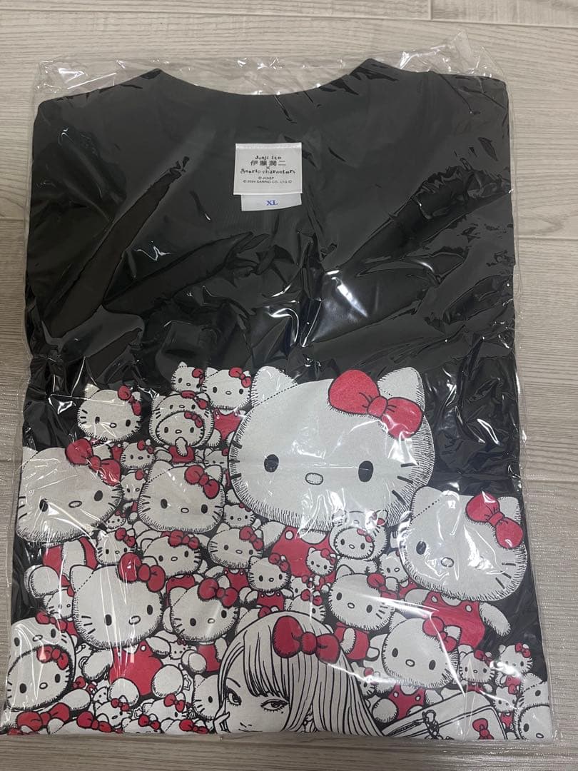 伊藤潤二×サンリオキャラクターズ　ギャル富江シリーズ　Tシャツ　XL 新品未使用