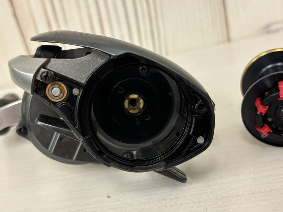 シマノ　13メタニウム　ハイギア　右巻き