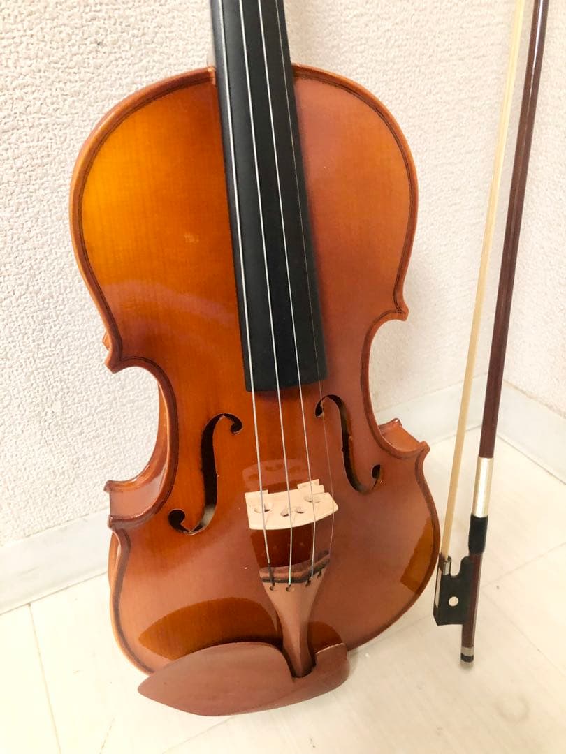 美品　ノーブランド　バイオリン　4/4サイズ　ケース付￼