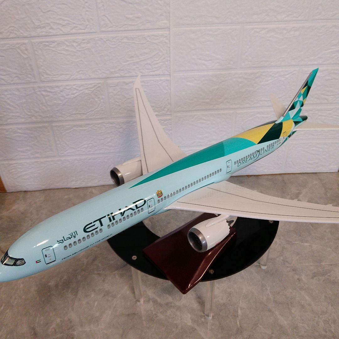 ●新型…エティハド航空／Boeing Dream Liner 1/150