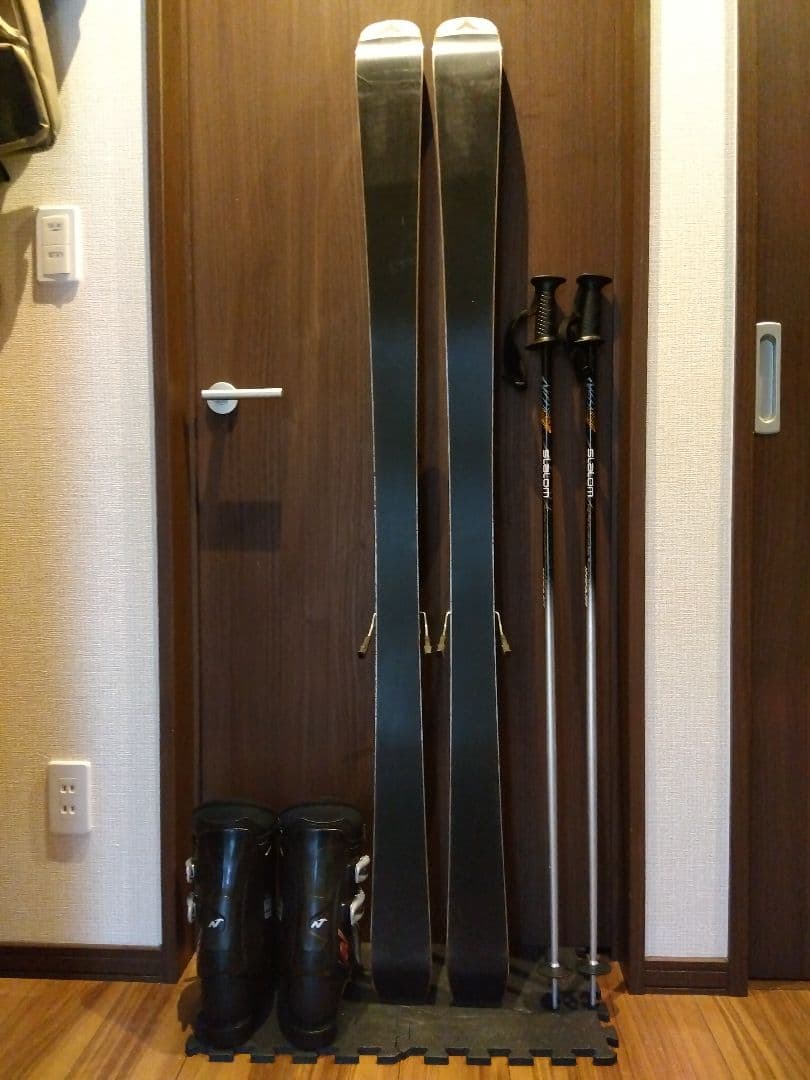 ハイエンド DYNASTAR 学生・男女兼用 スキーセット メンテ・WAX済み✔