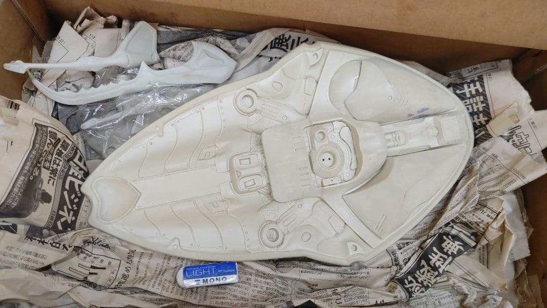 1/35　珍品？　レッドミラージュベイル　　
単体で1キロ以上　ボークス