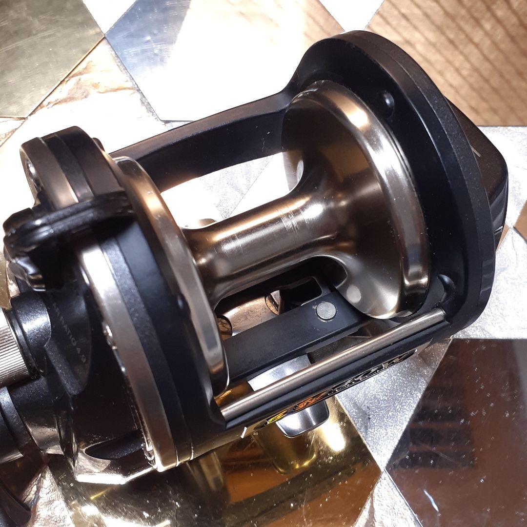 ダイワ 巨鯉 40W ベイトリール 遠投釣り 石鯛 イシダイ美品