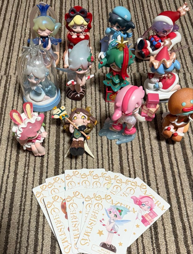 popmart AZURA まとめ