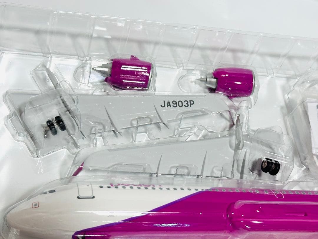 クロスウィング 1/100 A321LR Peach Aviation