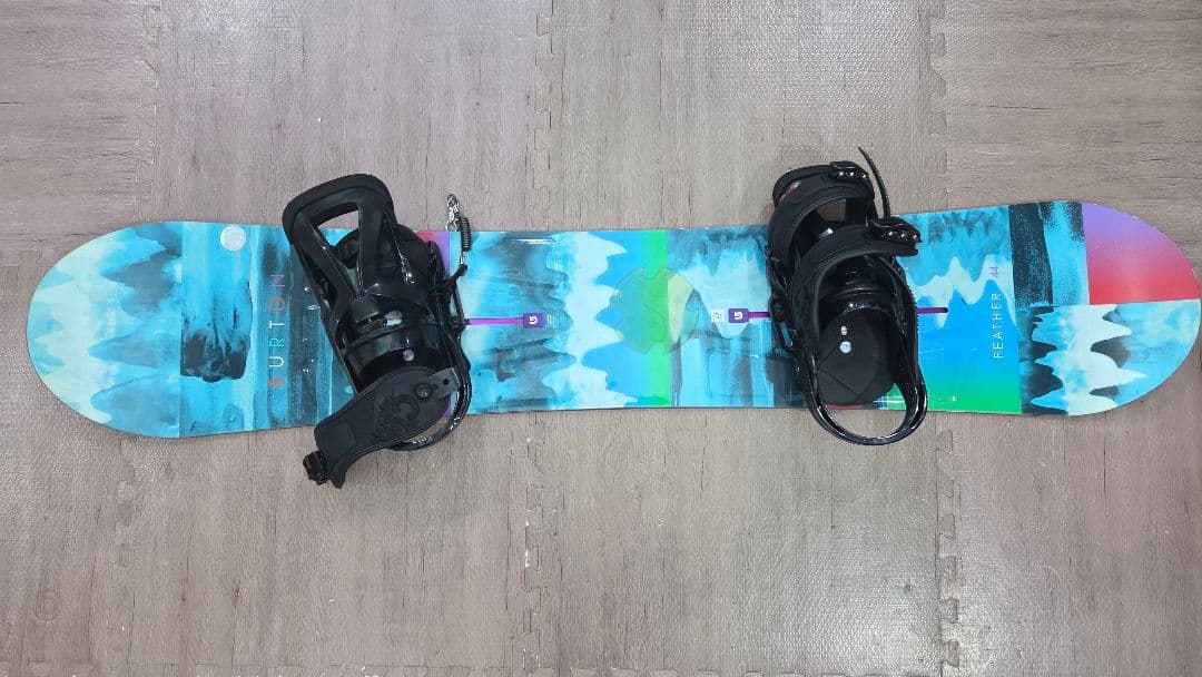 ​【BURTONセット】FEATHER 144cm ＆ ブーツ25cm