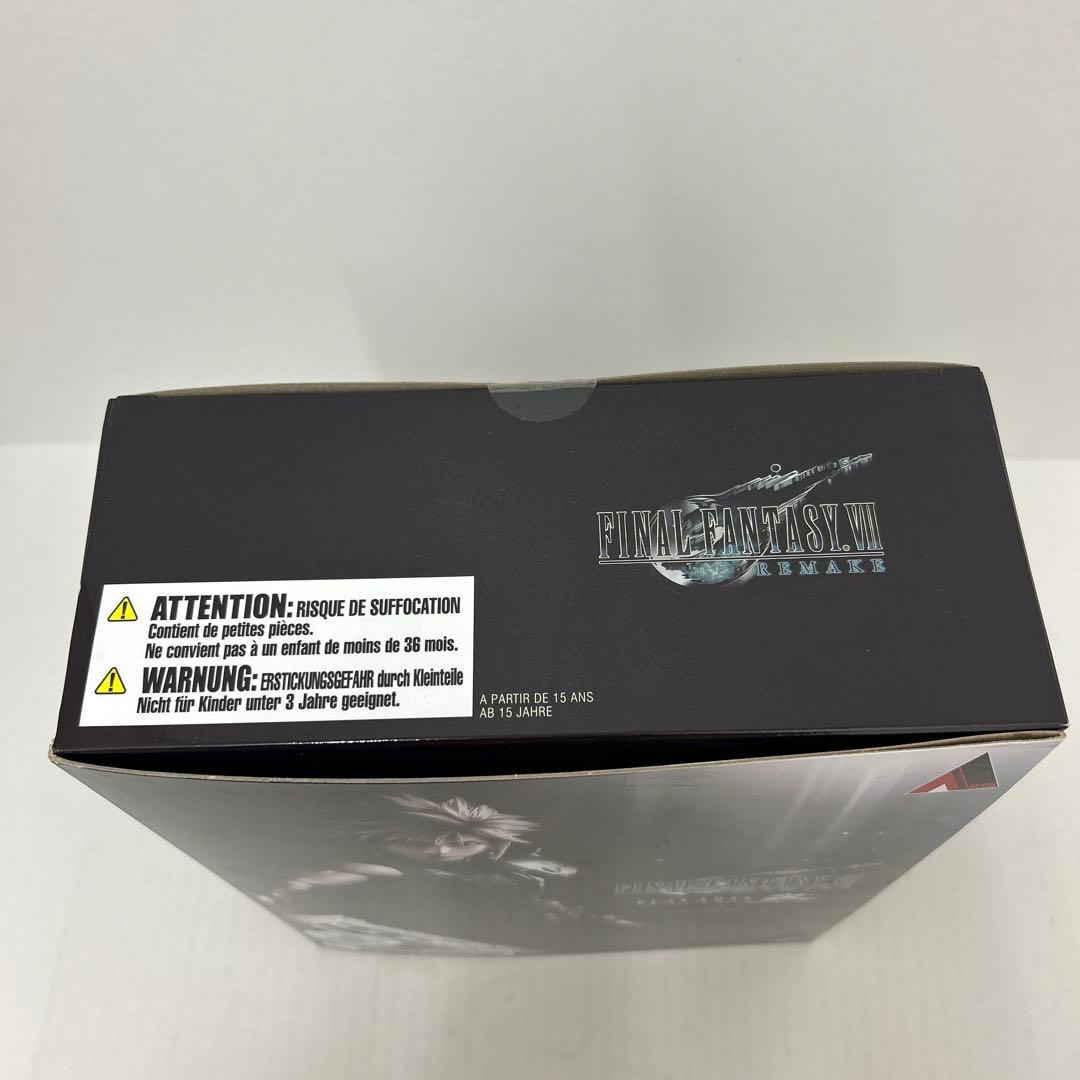 FINAL FANTASY VII REMAKEクラウド・ストライフ フィギュア