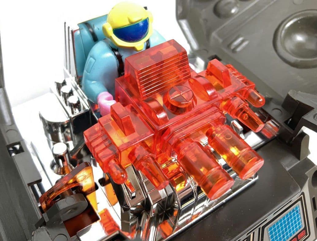 ホリカワ  コスミックファイターロボット。