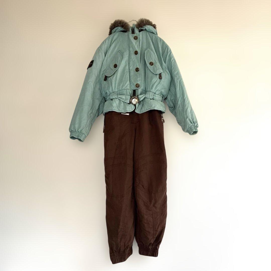 チョコミント色　スキー　スノボー　ウェア