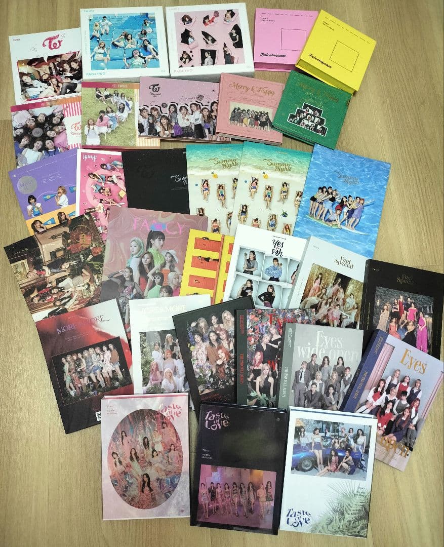 twice アルバムグッズまとめ売り