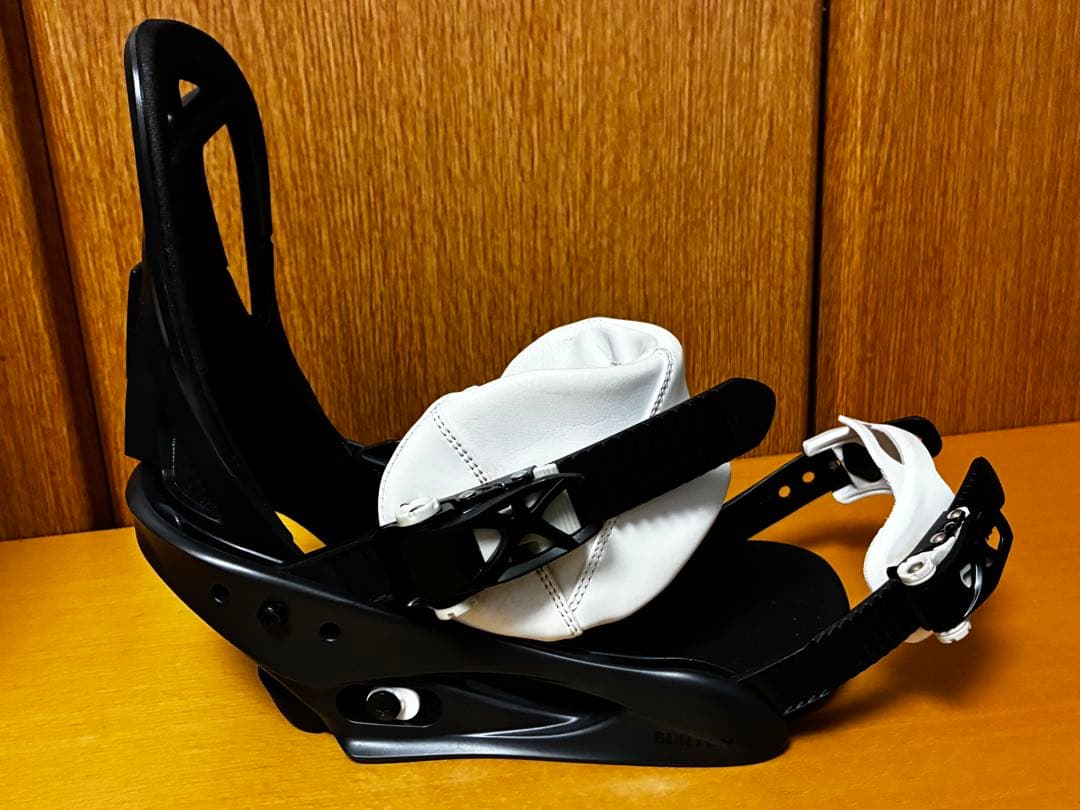 バートンBURTONバインディング【シチズン（レディースSサイズ）白×黒】キッズ