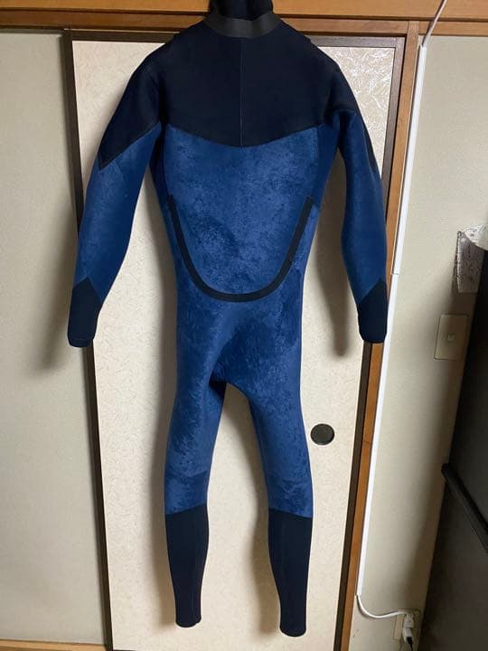 サーフィンウエットスーツ　セミドライ　エアタイト　サイズＸＬＲ