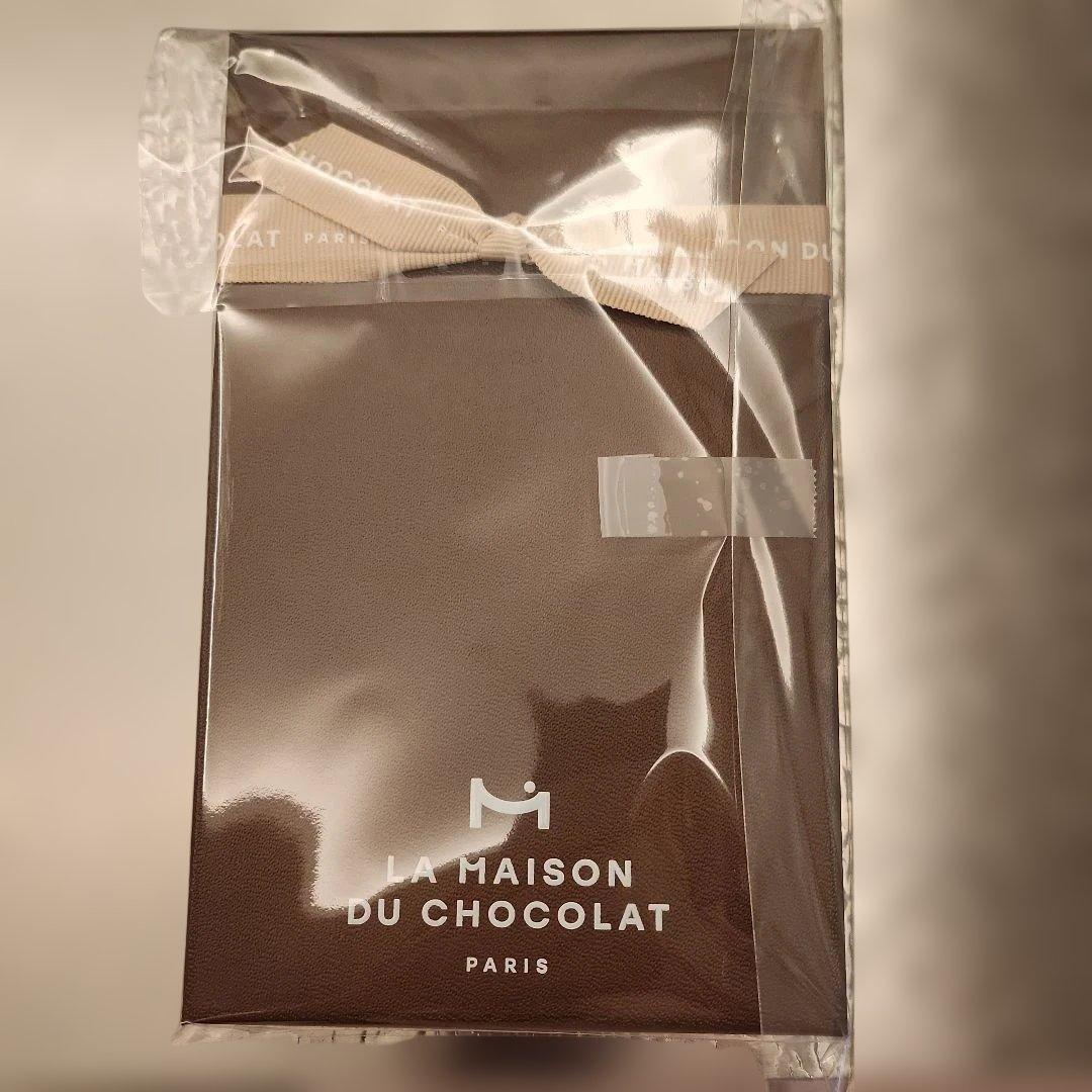 LA MAISON DU CHOCOLAT トリュフチョコレートギフトボックス