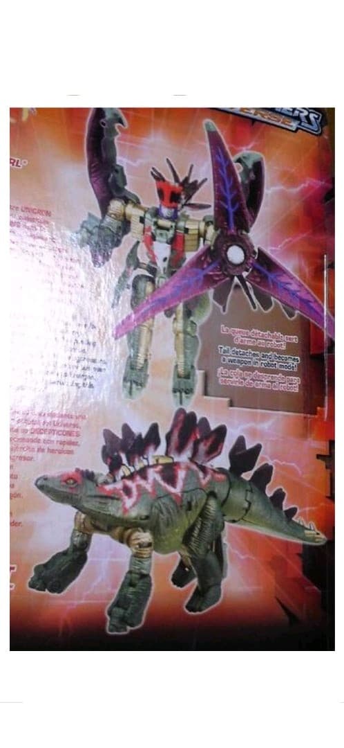 サ*ラ様 e-hobby限定トランスフォーマーユニバースダイノボットストライカー