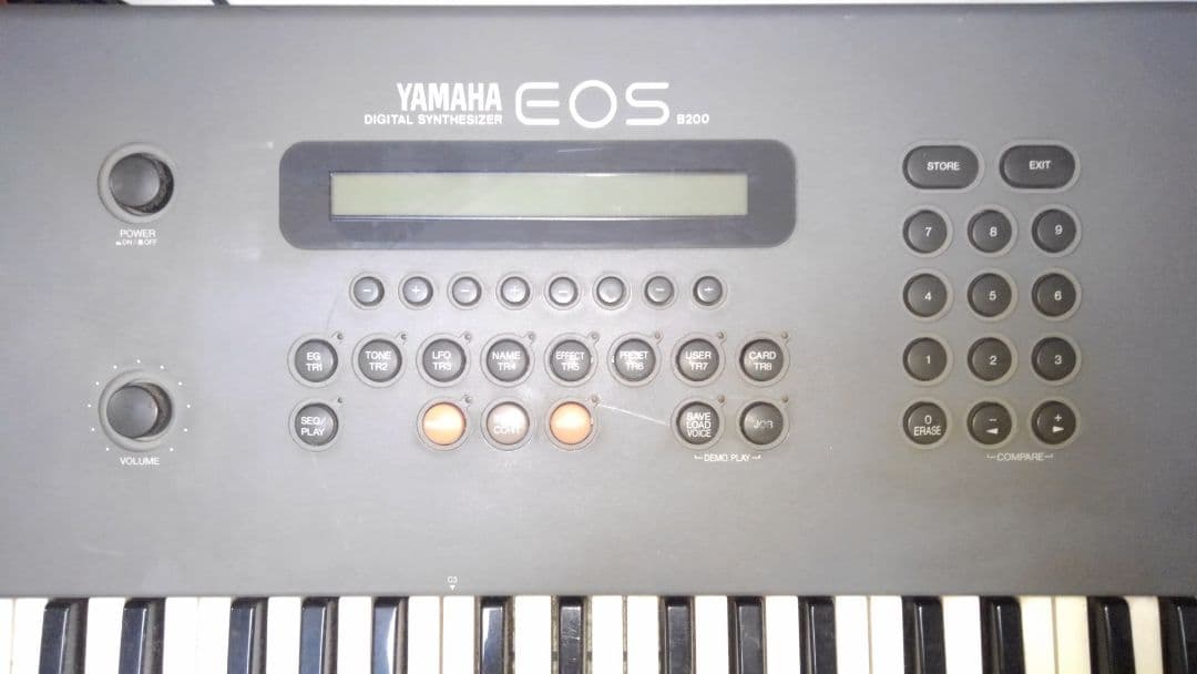 YAMAHA シンセサイザー　EOS B200