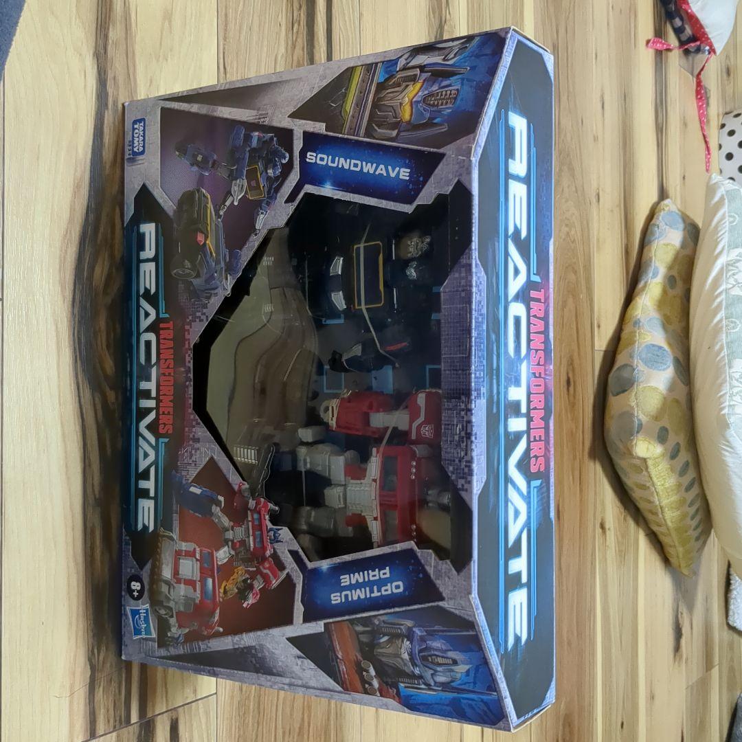 C-142 タカラトミー　トランスフォーマー オプティマスプライム サウンド