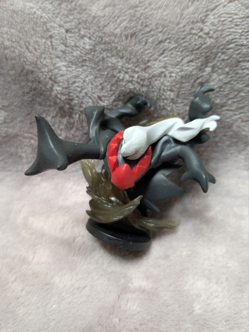 海洋堂 予約特典限定 ダークライ フィギュア