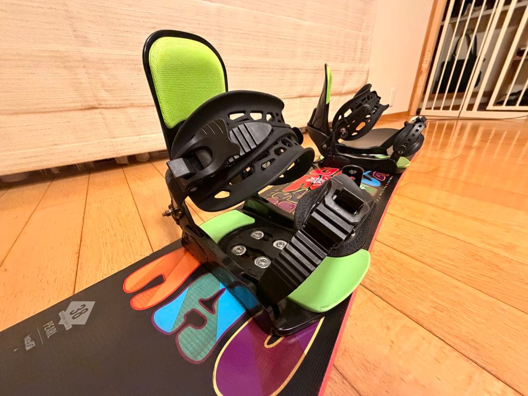 スノーボードセット（ブーツ・バインディング付）ボード138cm ブーツ24cm