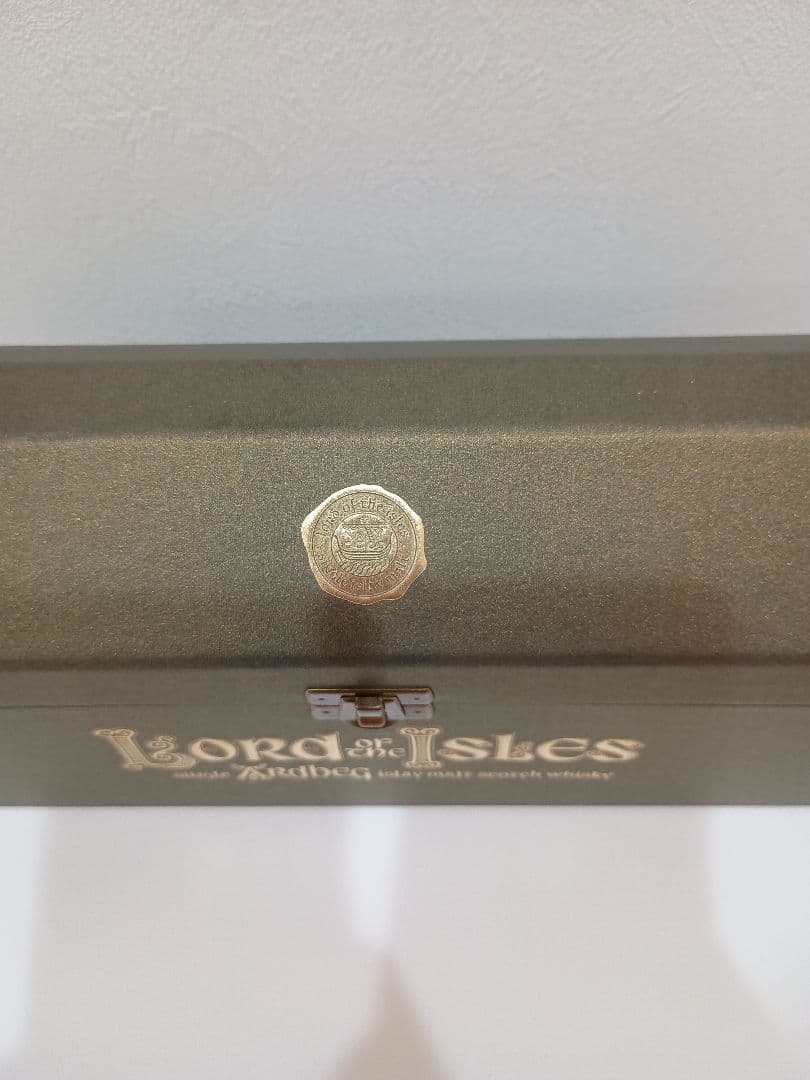 アードベッグ　ロードオブジアイルズ　外箱のみです