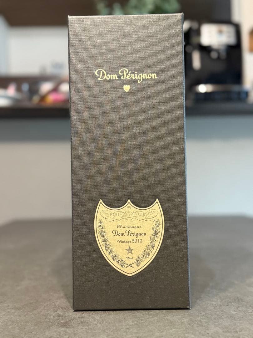 ドンペリニヨン（正規品　箱あり)2013年