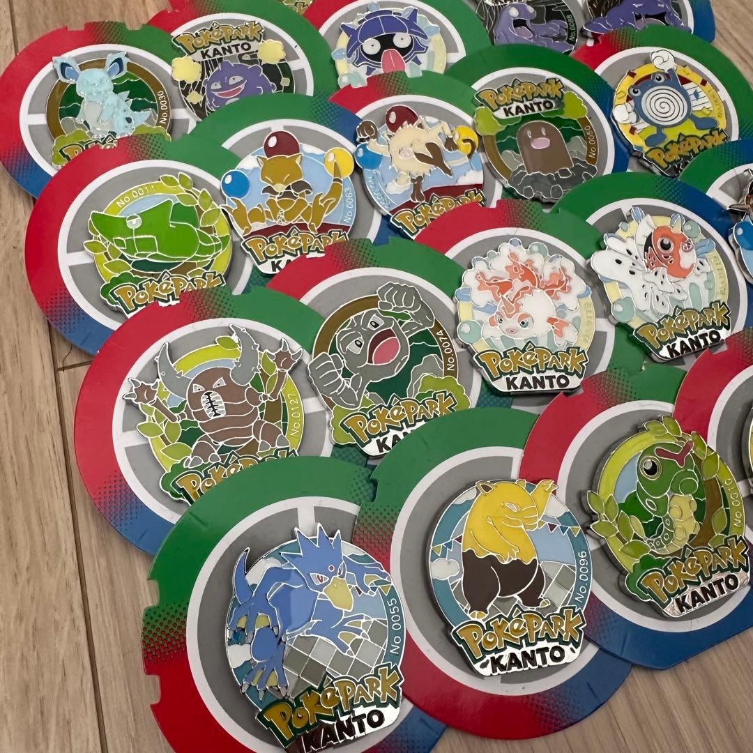ポケパーク　ポケパークカントー　ランダムピンバッジ22個セット　被りなし