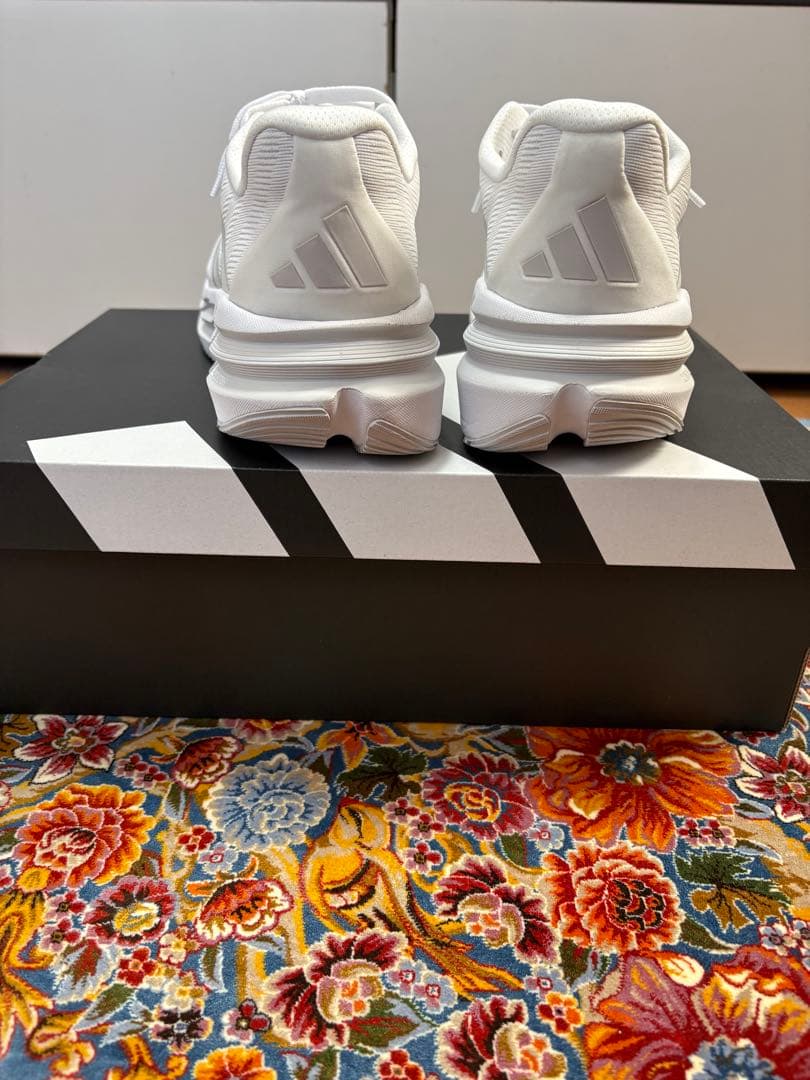 新品、美品、adidas　アディスターC 27.5cm メンズ　【店舗限定品】