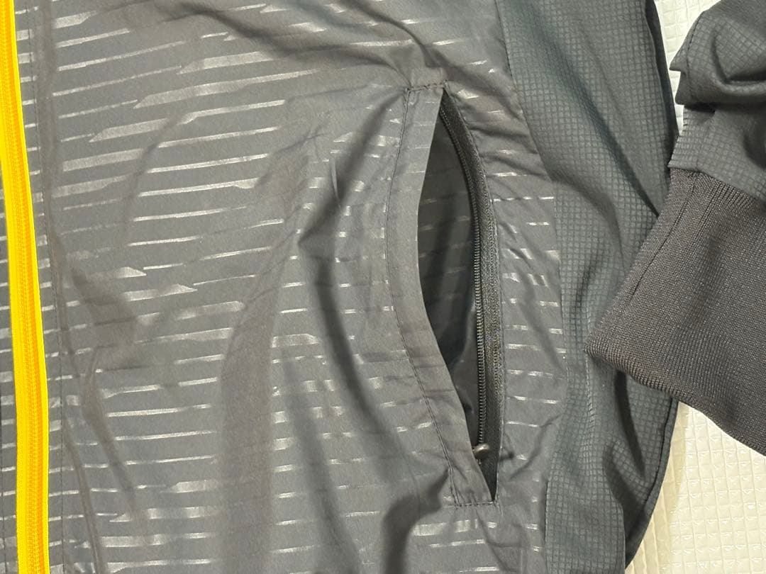 阪神タイガース　2019年グランドコート［薄手］サイズＯ(XL)ミズノ