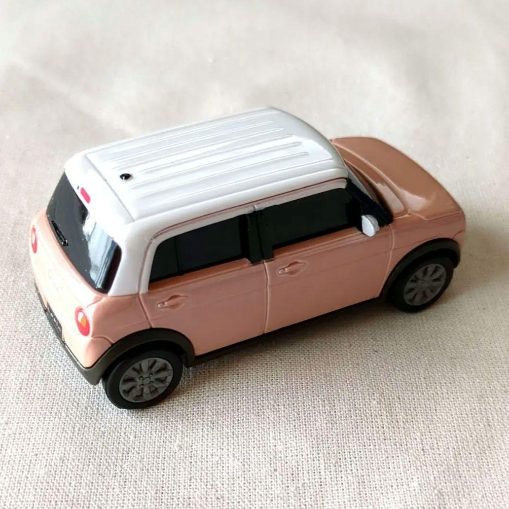 スズキ　Lapan　ピンクと白のSUVスタイル ミニカー[非売品]