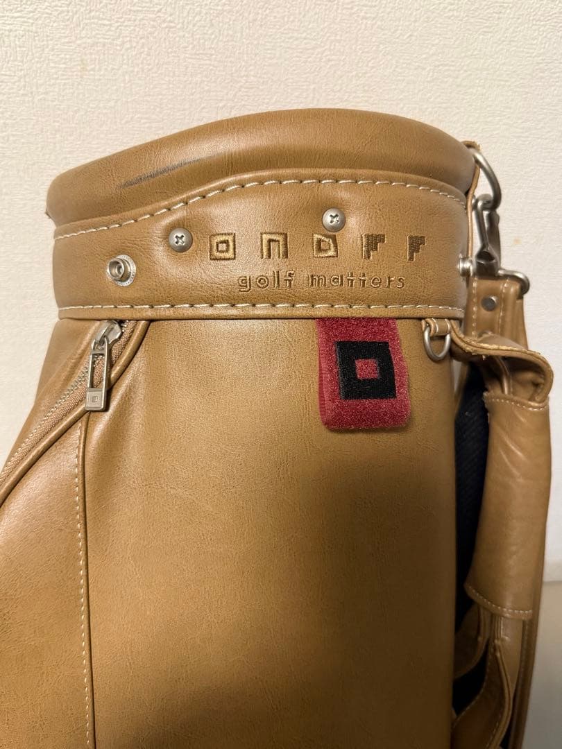 【送料込み】廃盤希少品　大人気　オノフ　ONOFF キャディバッグ