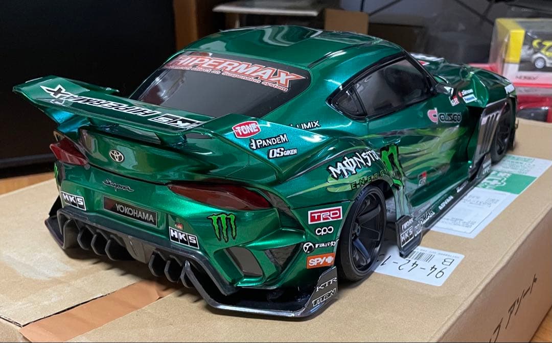 アディクション hycade モンスタースープラ　ボディ