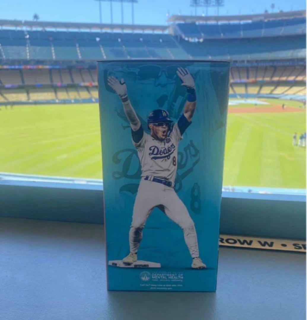 キケ　ヘルナンデス　ボブルヘッド　来場者限定　新品