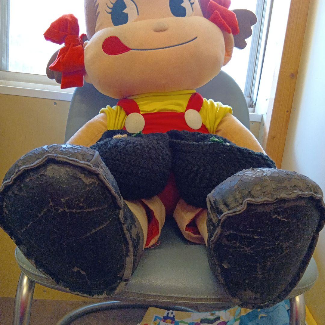 FUJIYA　ぺこちゃん　ぬいぐるみ　特大サイズ ８０cm